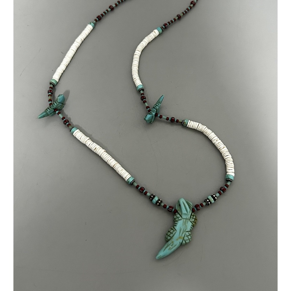 Zuni Shell & Hand-Carved Turquoise Iguana Lizard Gator Animal Fetish Necklace
